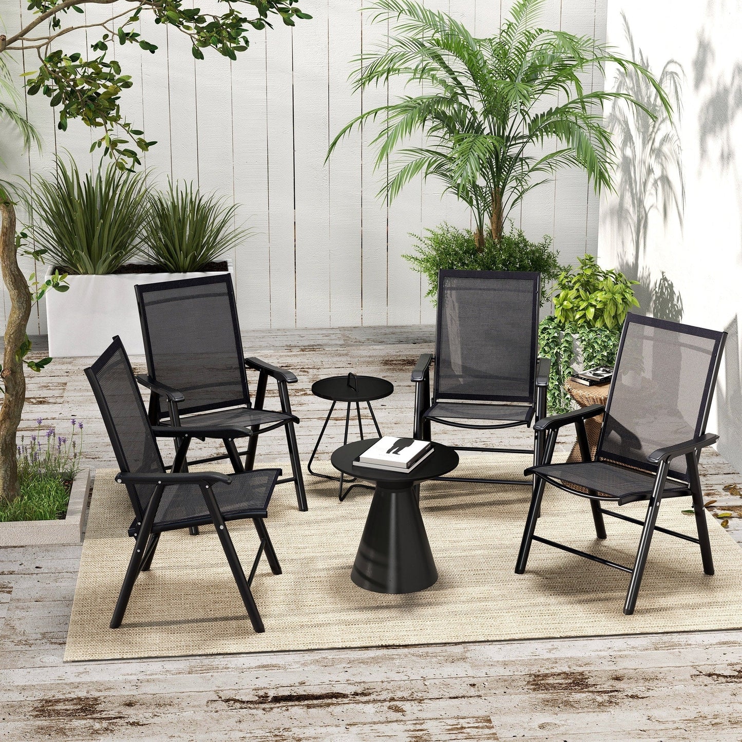 Lot de 4 chaises pliantes Outsunny au design simple et élégant, confortables pour la terrasse, le jardin et les voyages