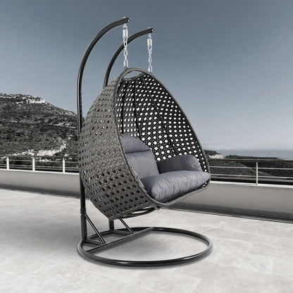 LeisureMod Fauteuil suspendu œuf 2 places avec support - Balançoire / hamac de patio en rotin osier pour extérieur/intérieur avec coussins
